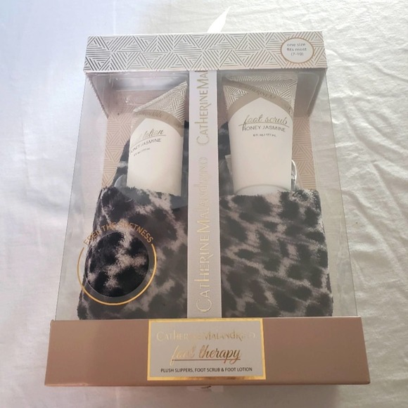 Catherine Malandrino Shoes - Catherine Malandrino Slippers Size 7 - 10 Gift Box Set